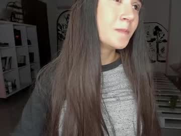 webcam girl lonelly_lolly98 live cam image #4617201