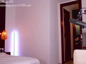 webcam girl blackmango_mary live cam image #4603939