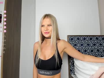 webcam girl alice_n_wooderland live cam image #7781395