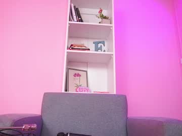 webcam girl little_effy18_ live cam image #12526012