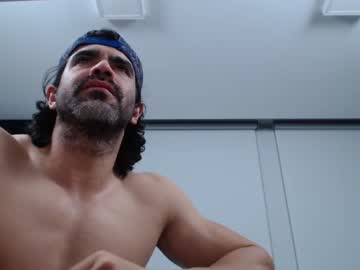 webcam man latino23bom live cam image #2014111