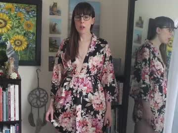 webcam girl ellynaomi live cam image #8359128