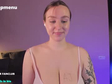 webcam girl joliejoy live cam image #10295067