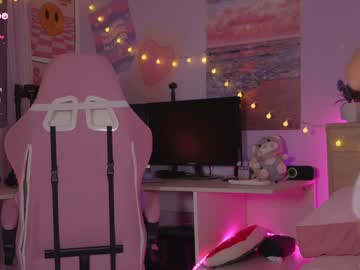 webcam girl kittenmoon_ live cam image #11225843