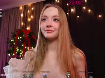 webcam girl lissa_meooow live cam image #11926494