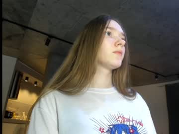 webcam girl mysat live cam image #1792201