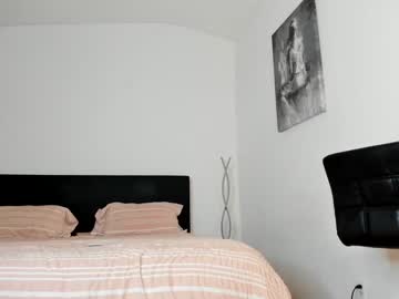 webcam girl surecakes live cam image #7910388