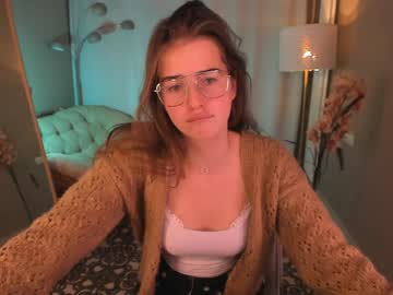 webcam girl zlata_luna live cam image #537410