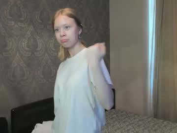 webcam girl keeleycoldwell live cam image #9696354