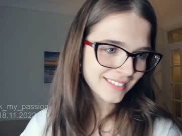 webcam girl look_my_passion live cam image #7689898
