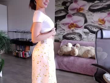 webcam girl jennycutey live cam image #6477490