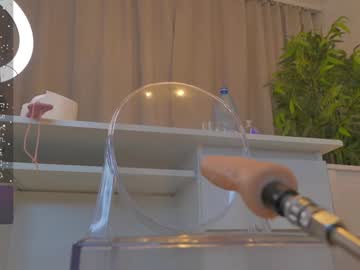 webcam girl luckystrikee_ live cam image #10015599