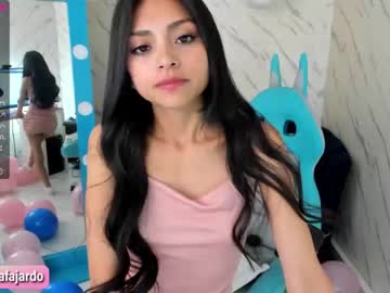 webcam girl sweet_littleee live cam image #3234338