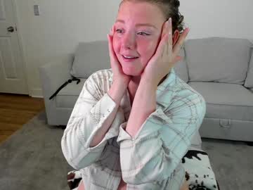 webcam girl haylee_love live cam image #10096162