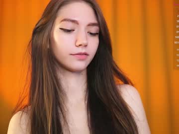 webcam girl angels_kiss live cam image #3571356