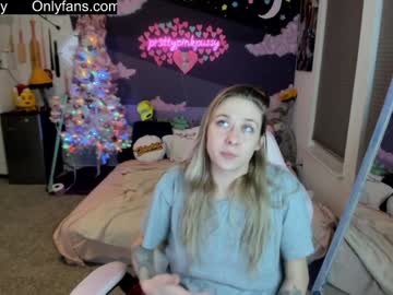 webcam girl pr3ttyp1nkpussy live cam image #11270100