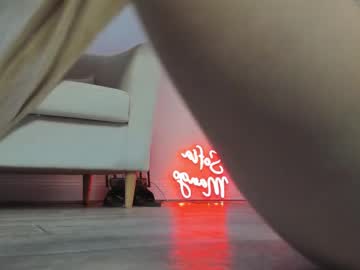 webcam girl sofia_flowers live cam image #10192419