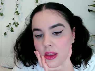 webcam girl gia_is_horny live cam image #8602601