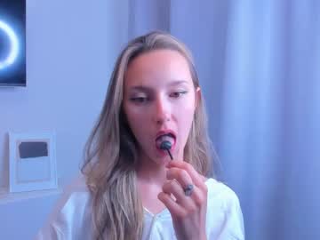 webcam girl daisycast live cam image #10010122