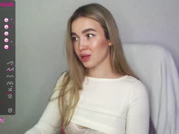 webcam girl yourvirusqueen_ live cam image #3097127