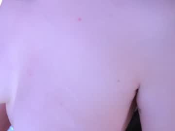 webcam girl runesy live cam image #2715890