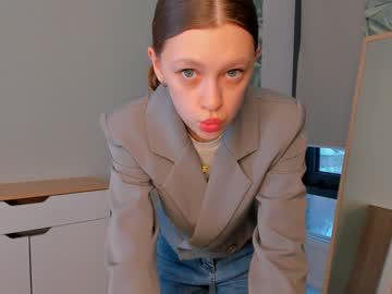 webcam girl cwenhardey live cam image #11402718