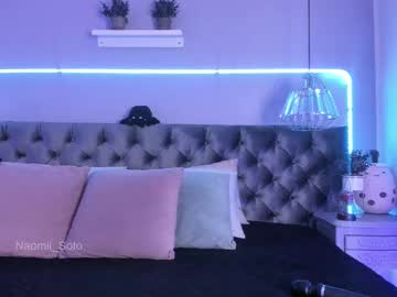 webcam girl naomii_soto live cam image #11953704
