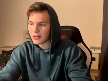 webcam man vova_belkin live cam image #4683938