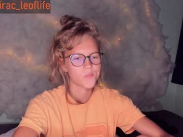 webcam girl carolayers live cam image #3331342