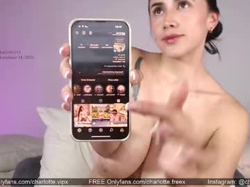 webcam girl charlotte114 live cam image #11161168