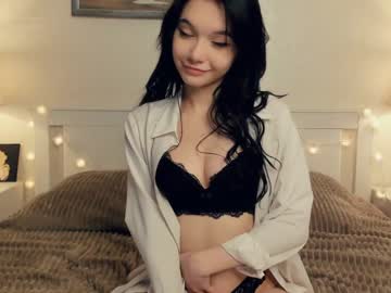 webcam girl riskyproject live cam image #4417808