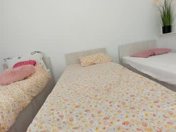 webcam girl ehotlovea live cam image #12880450