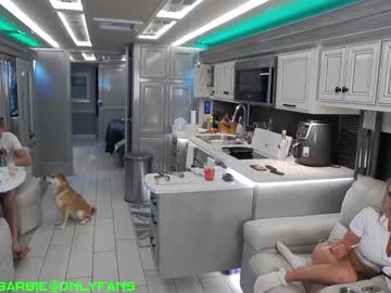 webcam girl rvlifebarbie live cam image #2780304