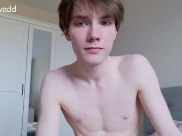 webcam man callmenineoneseven live cam image #9447240