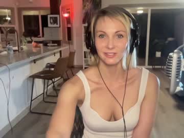 webcam girl kaileeshy live cam image #6812523