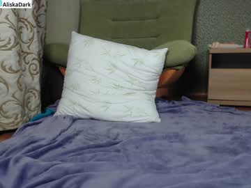 webcam girl aliska_dark live cam image #1211991