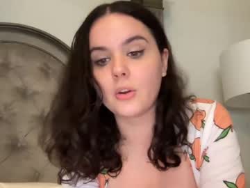 webcam girl gia_is_horny live cam image #2772844