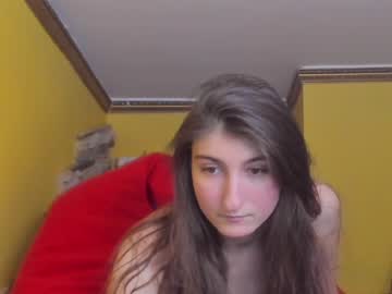 webcam girl adelyxv live cam image #4349776