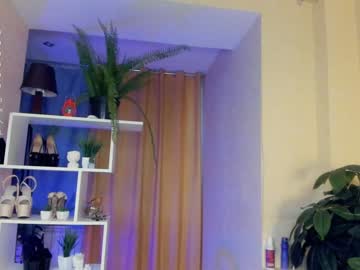 webcam girl felissiany live cam image #8210868