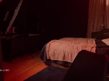 webcam girl bronnica live cam image #12247365