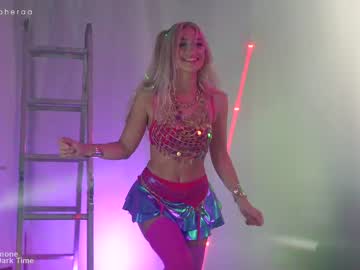 webcam girl artmosphera live cam image #6637242