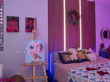 webcam girl megan_myersss live cam image #5312251