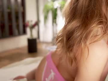 webcam girl villanelle_l live cam image #12409794