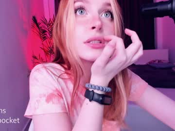 webcam girl pocketrocket_ live cam image #1206344