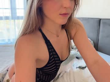webcam girl girl_next_door19 live cam image #10801858