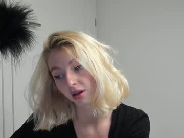 webcam girl yournaughtymiss live cam image #4169298