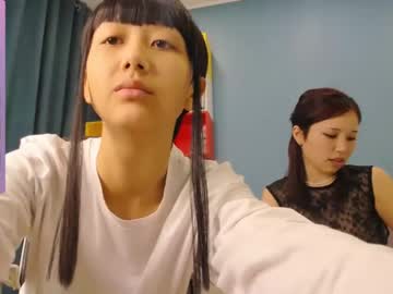 webcam girl little_yena live cam image #8639808