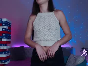 webcam girl holihurricane live cam image #3031598