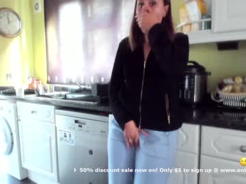 webcam girl eatmypie69 live cam image #248562