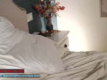 webcam girl cique_black live cam image #12967718